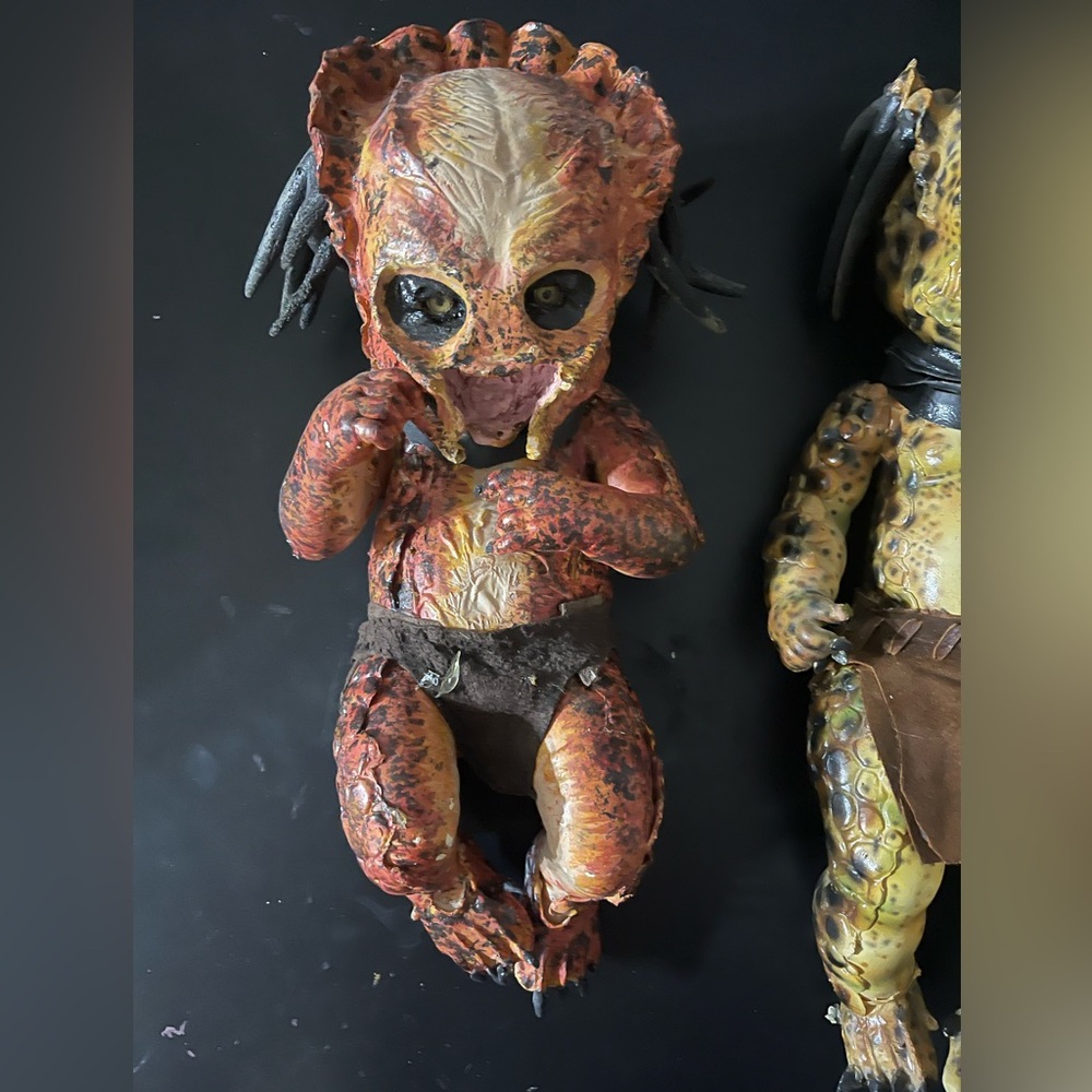 Set of Predator Babies - Picture 2 of 6